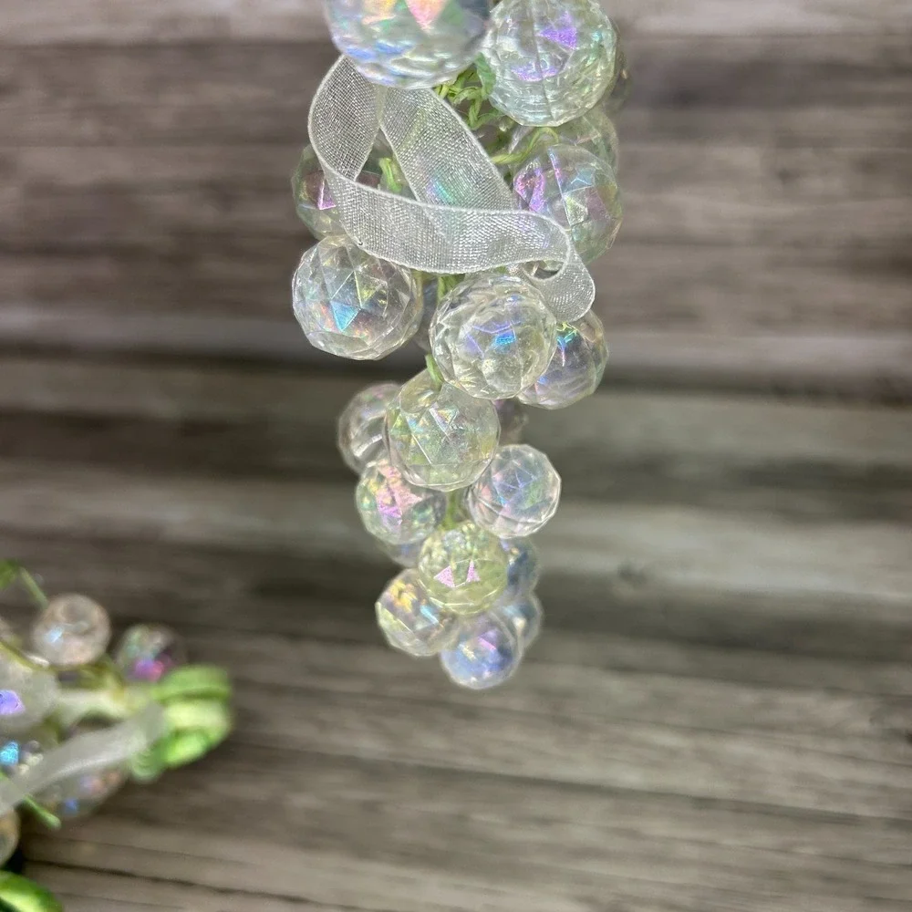 The Unbranded Brand lucite grape
